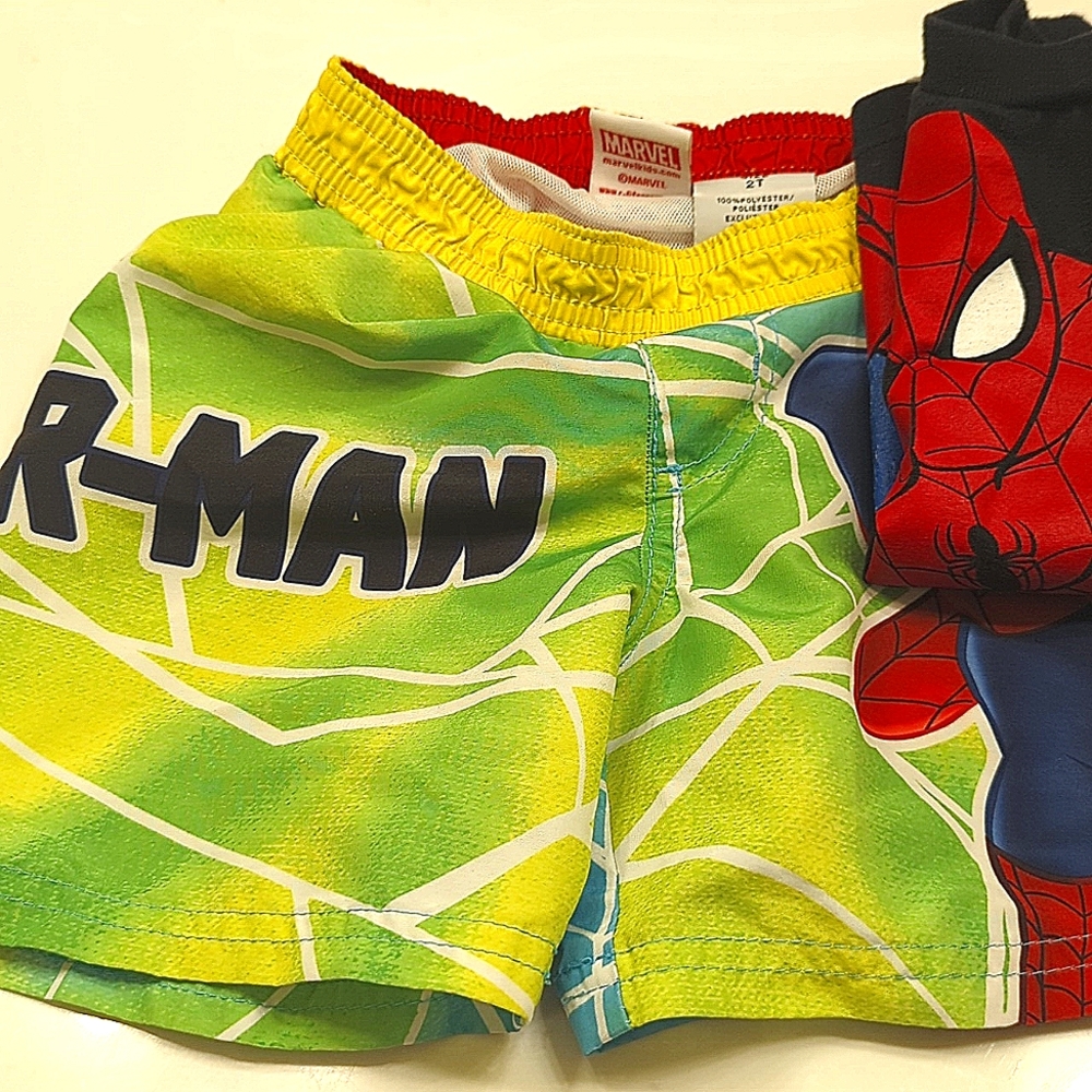 Batman and Spiderman Tshirts plus Swim trunks (18 months & 2T) - Picture 8 of 11